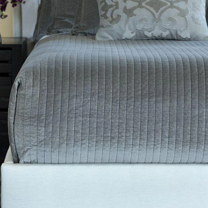 Lili Alessandra Aria Quilted Coverlet, King