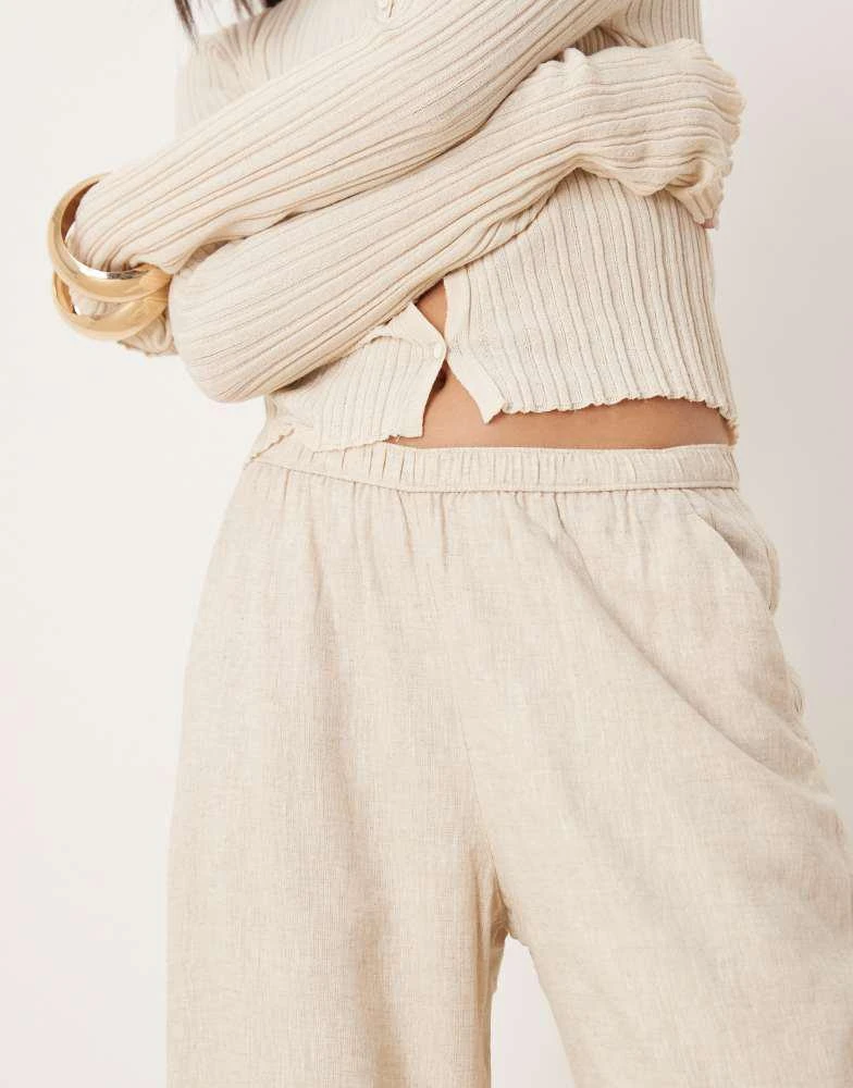Abercrombie & Fitch Abercrombie & Fitch pull on linen blend straight leg trouser in beige 2