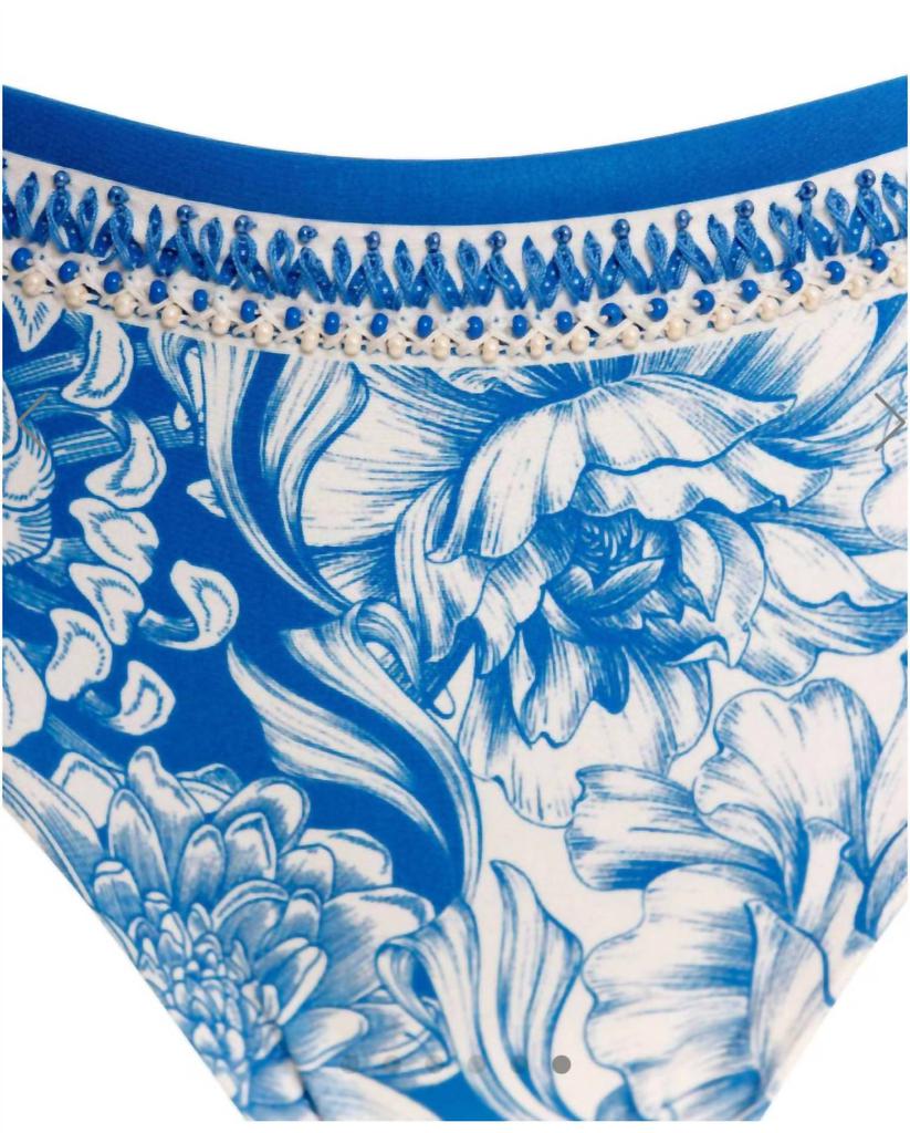 Agua Bendita Cove Bikini Bottom