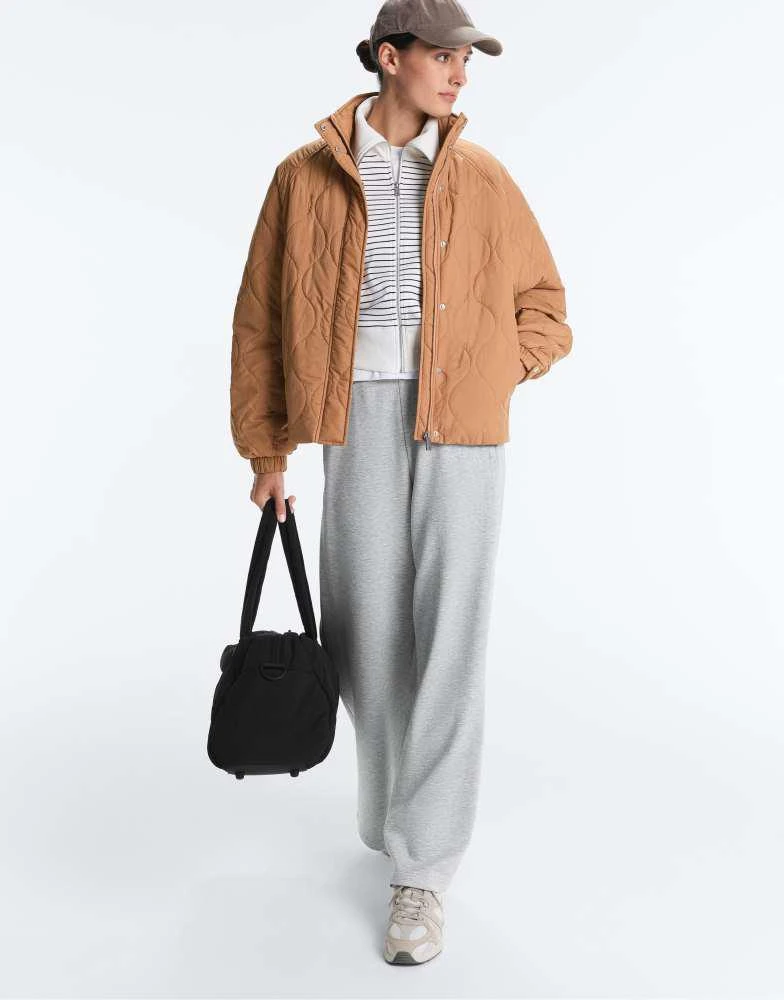 OYSHO OYSHO Waterrepellent fellex® aerogel padded jacket in light brown 2