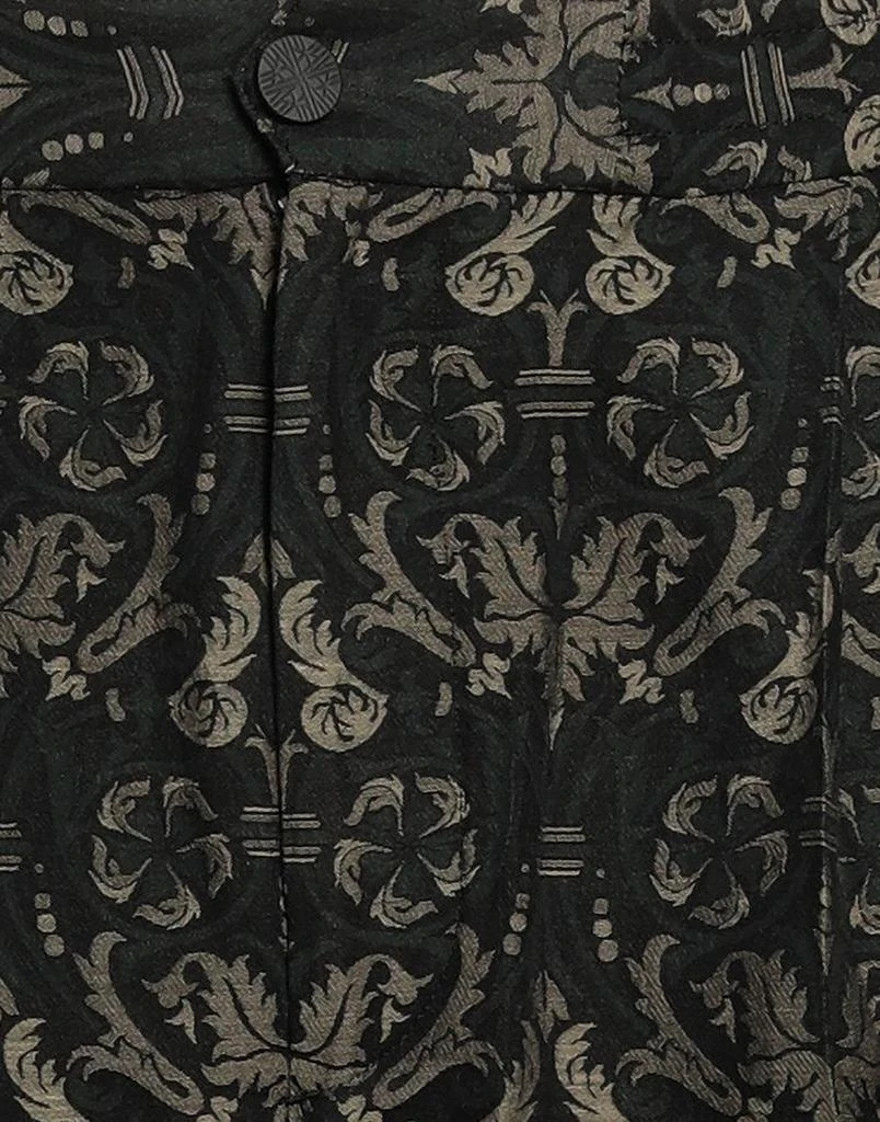 White Mountaineering Casual pants 4