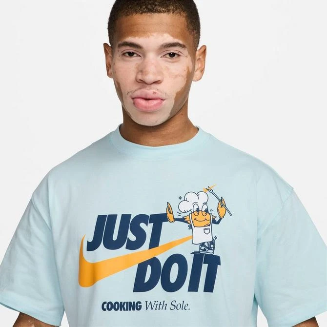 NIKE Men's Nike Sportswear Max90 T-Shirt 4