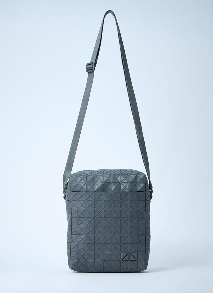 Issey Miyake Voyager One-Tone Shoulder Bag - Shoulder Bags