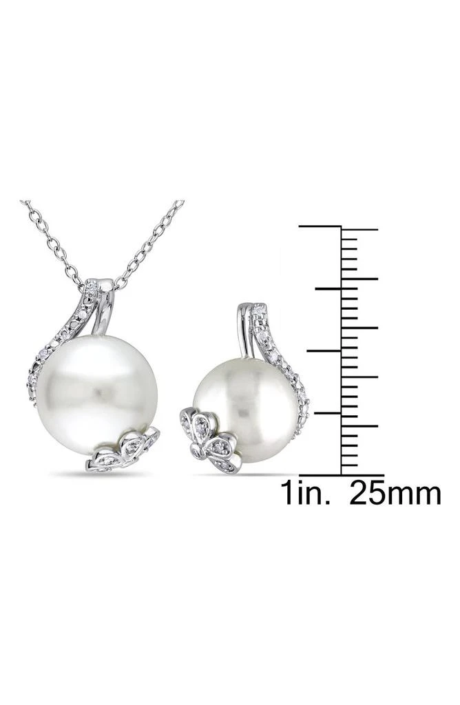 DELMAR Cultured Freshwater Pearl Pendant Necklace 
Stud Earrings Set 2