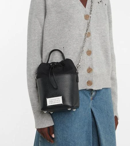 MAISON MARGIELA 5AC leather bucket bag 2