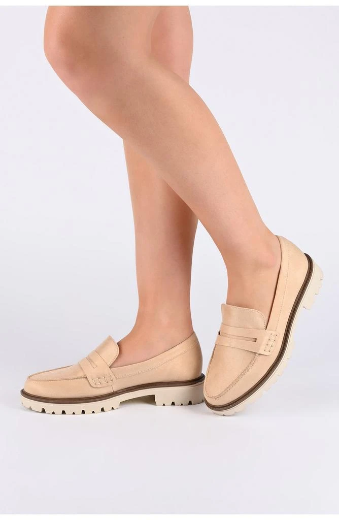 Journee Collection Kenly Comfort Foam Penny Loafer 9
