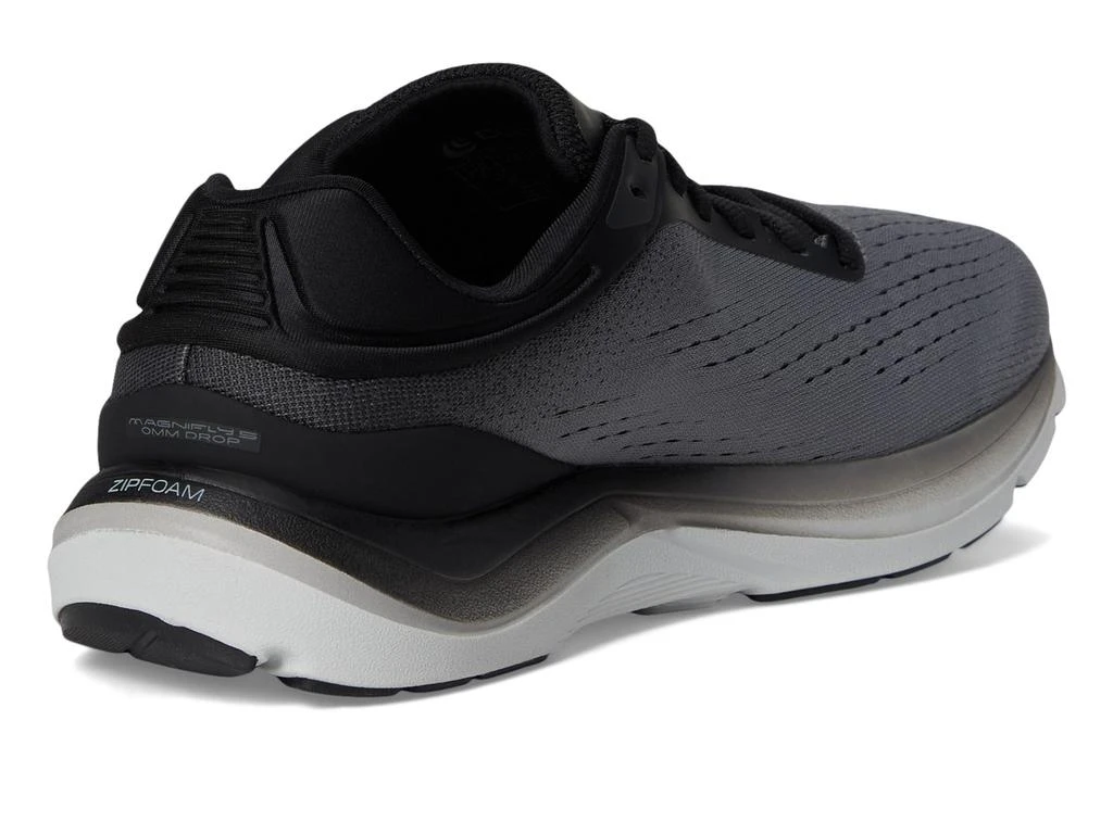 TOPO ATHLETIC Magnifly 5 5