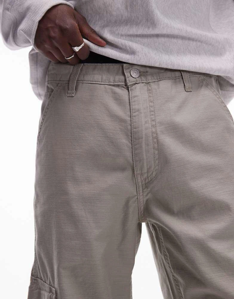 Levi's Levi's 568 cargo loose straight slub trousers in beige 5