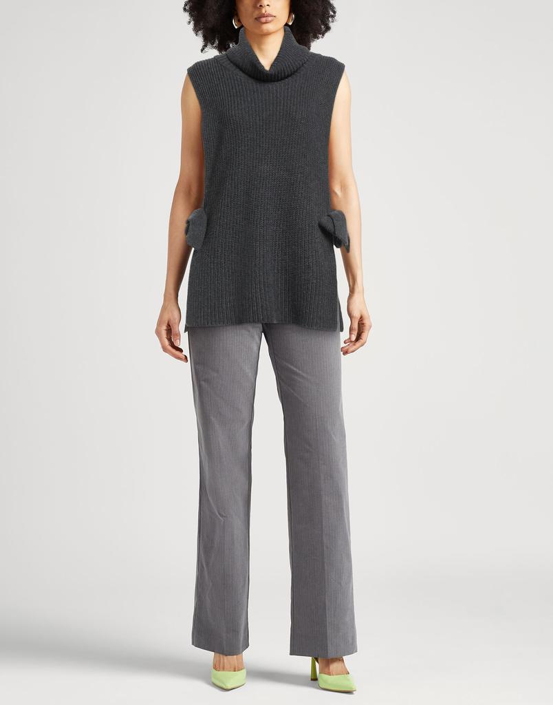 CARACTÈRE Sleeveless sweater
