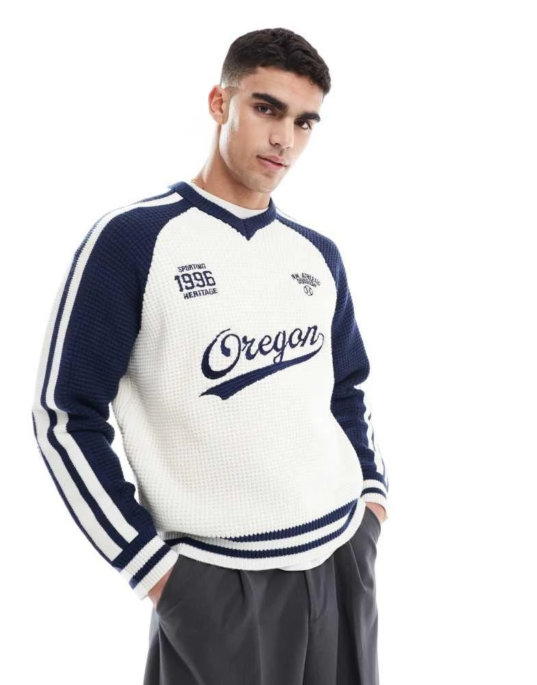 Bershka Bershka retro sports knitted jumper in ecru 1