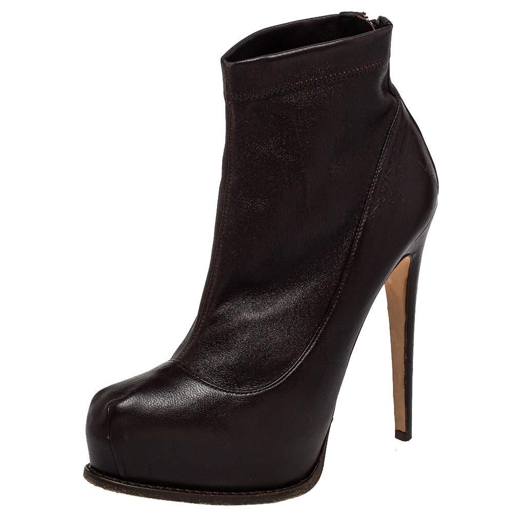 Brian Atwood Brian Atwood Burgundy Leather Ankle Length Boots Size 38.5