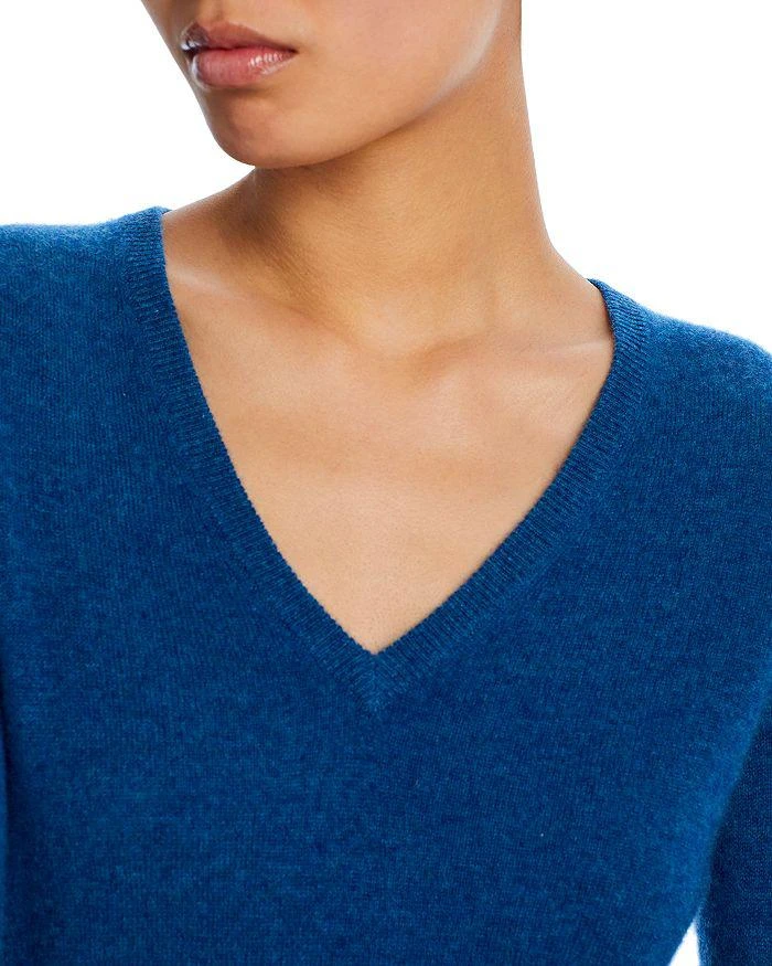 C by Bloomingdale's Cashmere C by Bloomingdale's V-Neck Cashmere Sweater - Exclusive 5