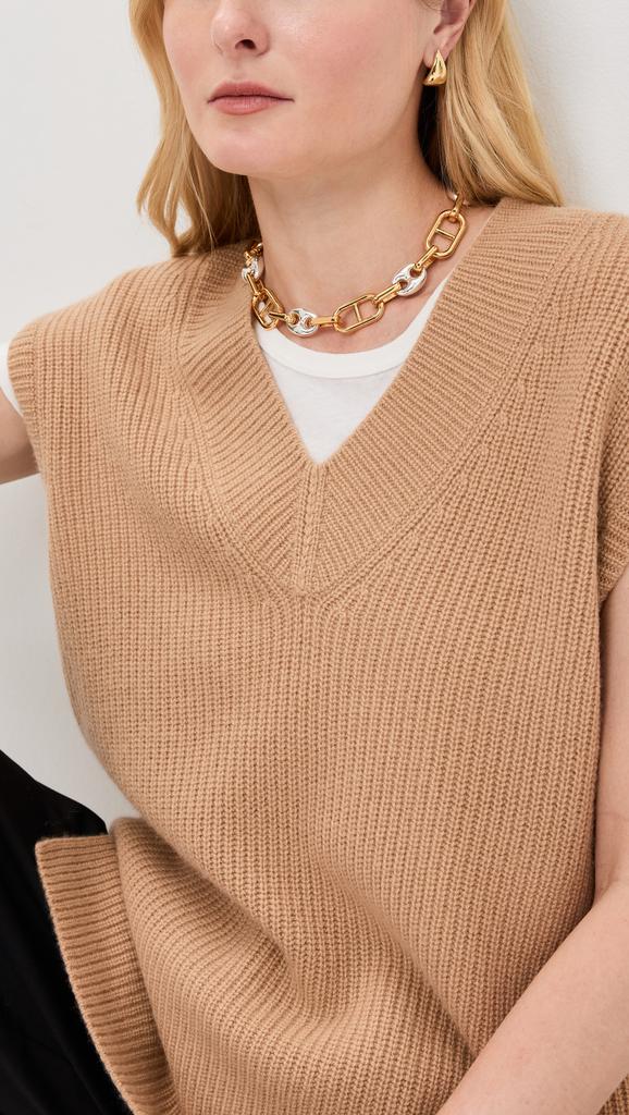 Timeless Pearly Thick Gold Chain Necklace
