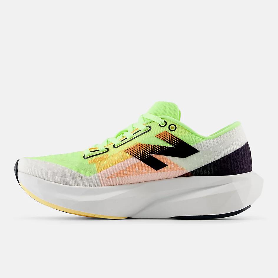 New Balance FuelCell Rebel v4