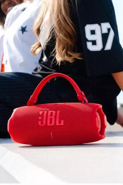 JBL JBL Charge 6 Portable Bluetooth Speaker