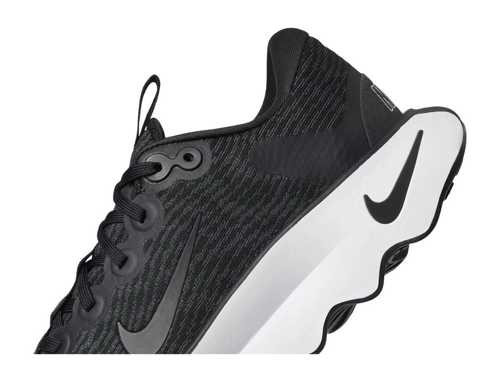 NIKE Motiva 6