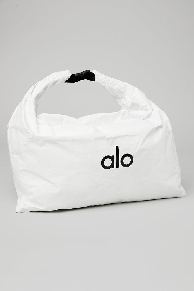 alo アロ　ボディバッグ　ホワイト　白　alo yoga Alo Keep It Dry Fitness Bag - White - Tote Bags - Compare Prices