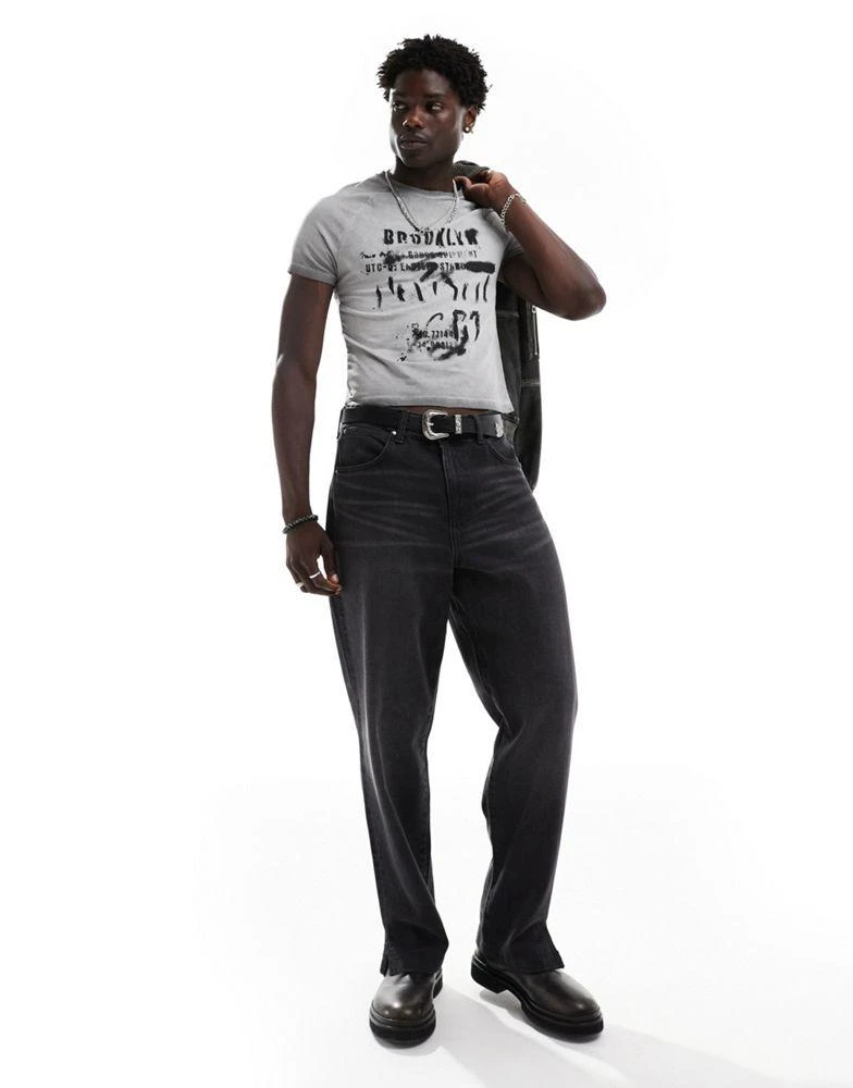 ASOS ASOS DESIGN cropped muscle t-shirt in wash with grunge city print 4