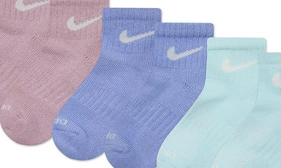 NIKE Kids
Dri-FIT 6-Pack Basic Quarter Socks 4