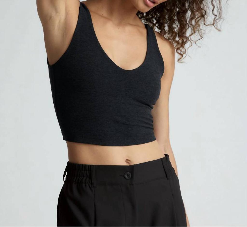 Alo Cropped Megastar Tank - Black - Outdoor Clothing - Free