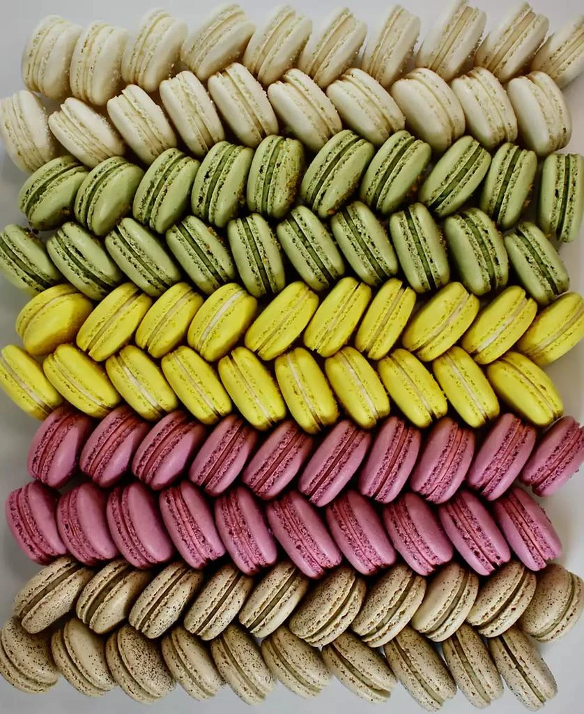 Savor Patisserie The Classics Collection French Macarons, 20 Count Box 2