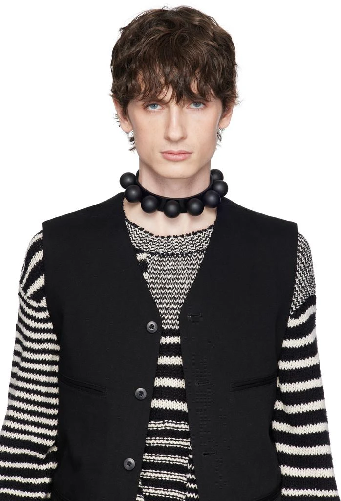 Innerraum Black Objet N17 Asteroid Choker 2