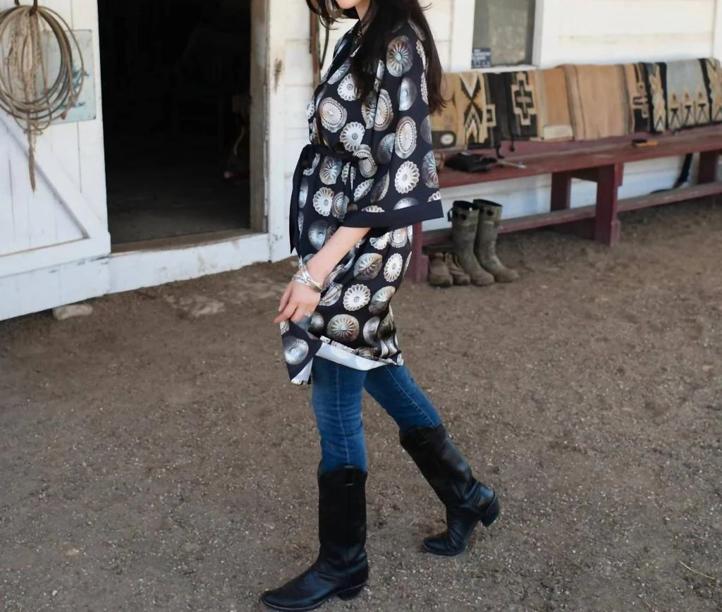 Fringe Scarves Fringe Scarves - Kimono Robe 2