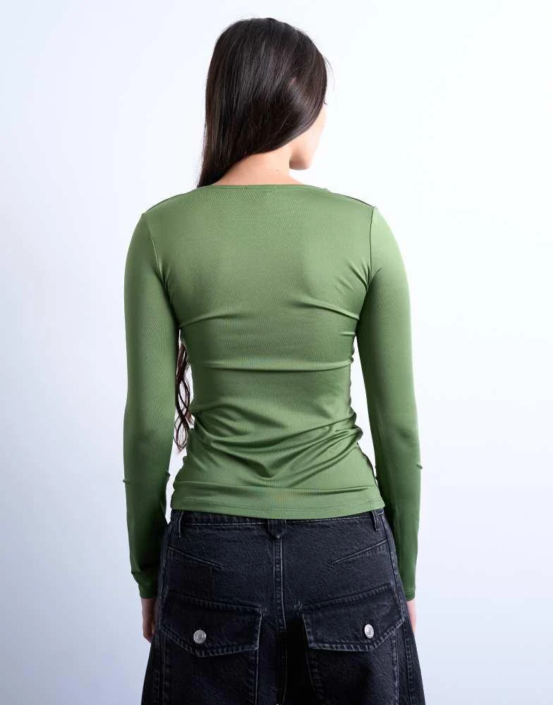 Topshop Topshop slinky crew neck long sleeve top in khaki 3