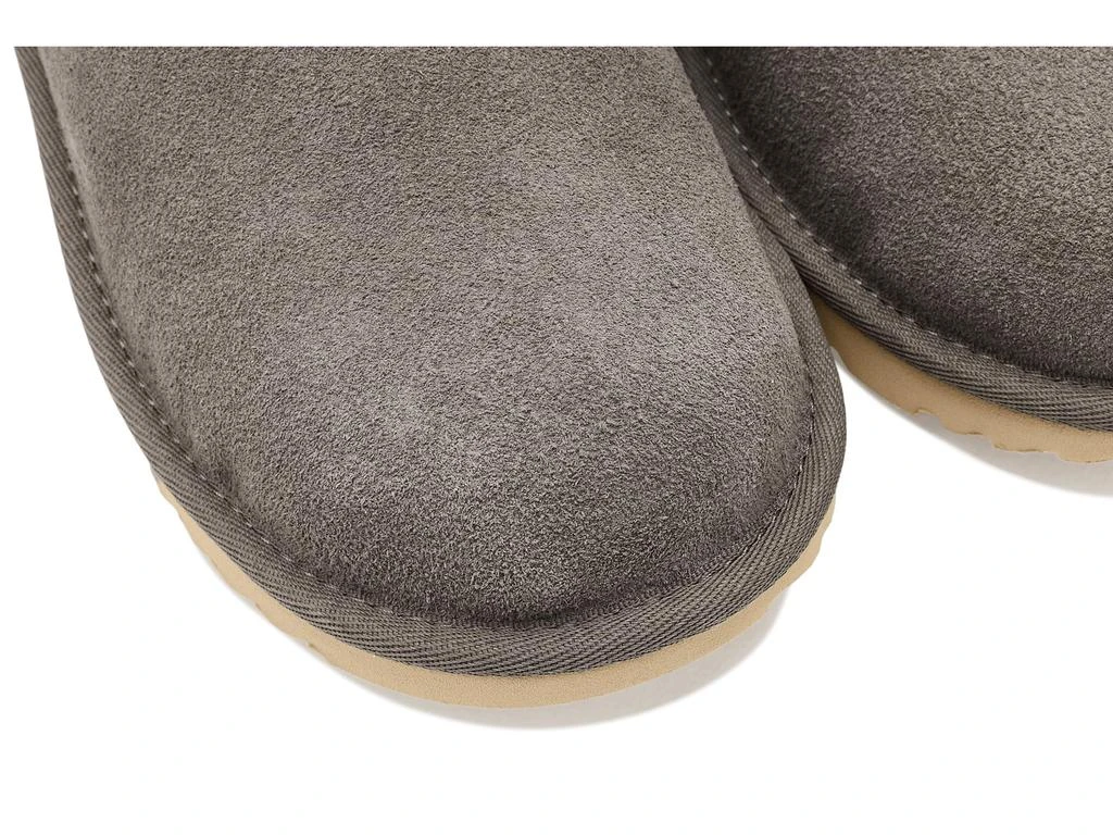 UGG Classic Mico (Little Kid/Big Kid) 6