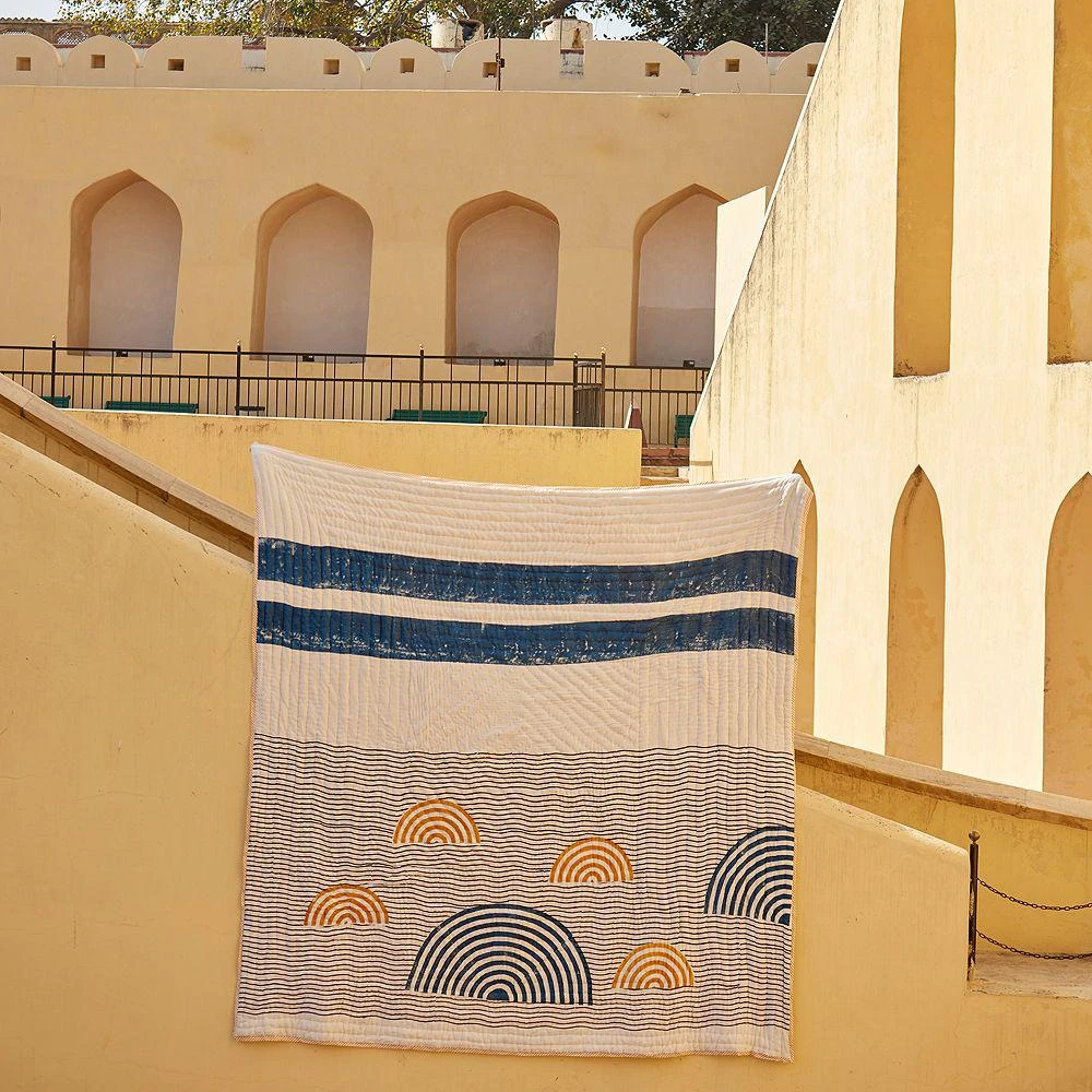 CQC LA Spiral Sunset Quilt Set, Queen 2