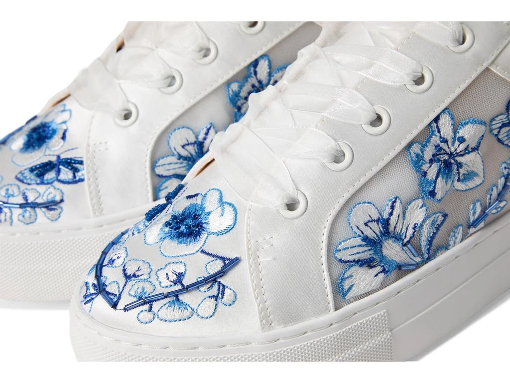 Betsey Johnson Nino 6