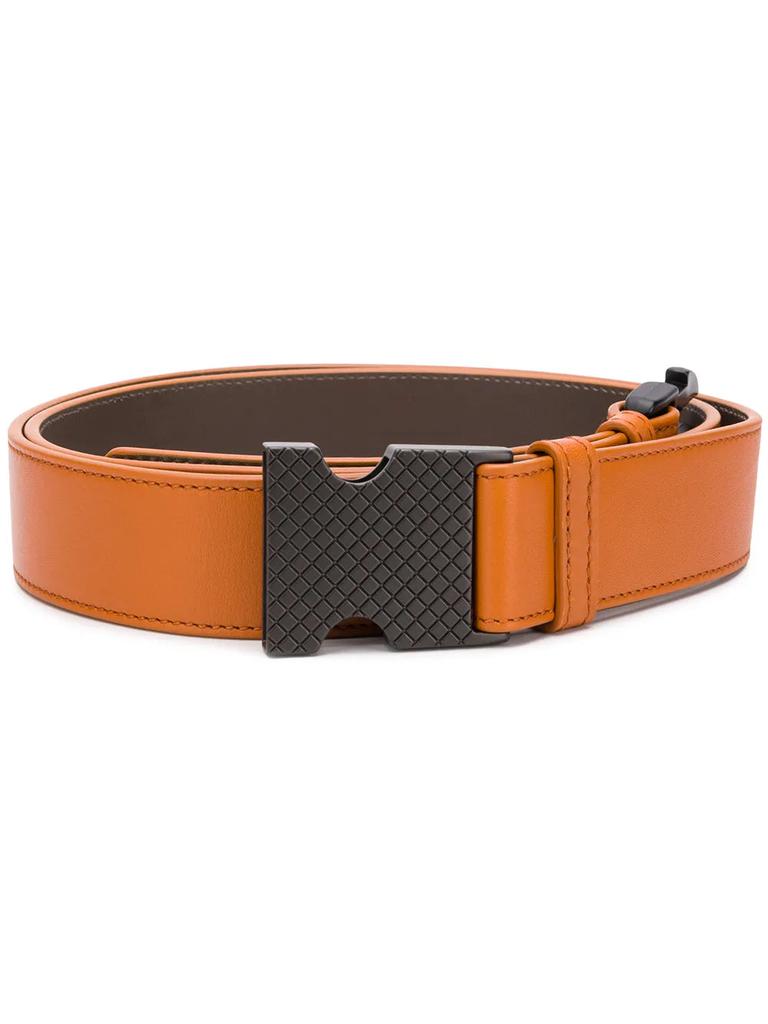 Shop Maison Kitsune Fox Head Belt on Sale at BeyondStyle – Get 31
