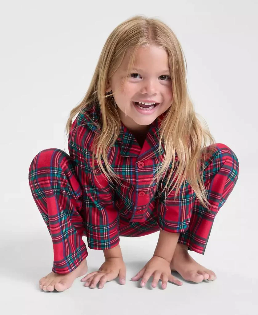 Holiday Lane Little 
Big Kids Brinkley Plaid Notch Collar Matching Family Pajamas Set, Created for Macy
s 7