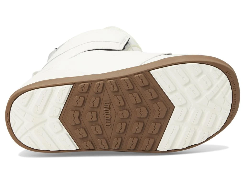 Thirty Two Lashed Double Boa W
S 
24 3