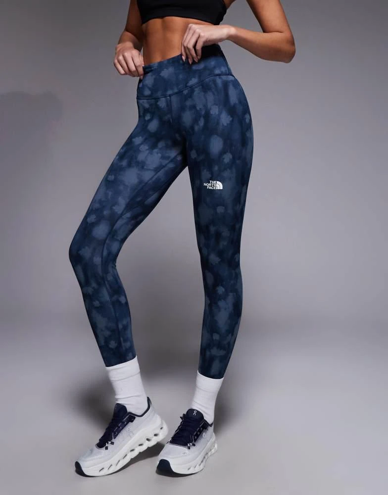 The North Face The North Face Flex 25" leggings in navy print 5