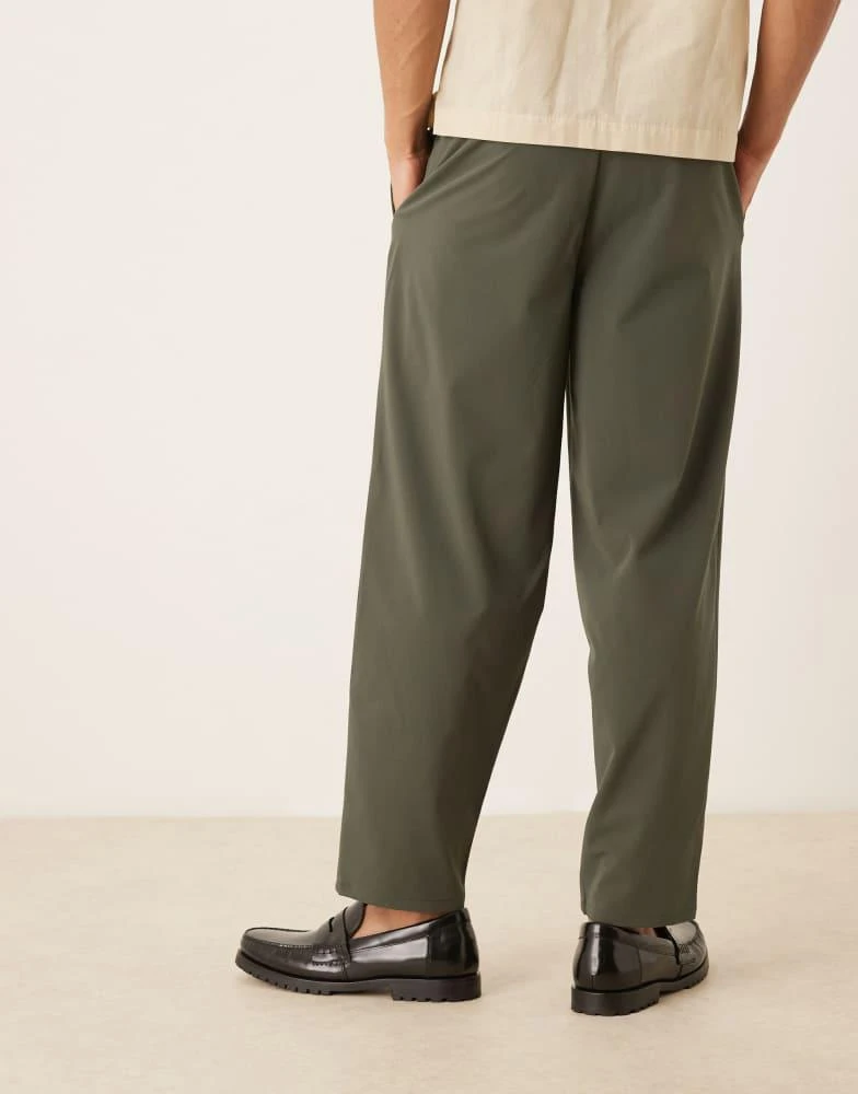 ASOS ASOS DESIGN oversized tapered trouser in green 3