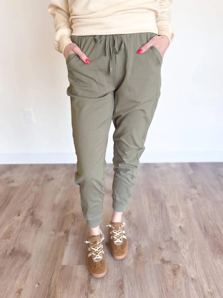 Thread 
Supply Thread 
Supply - Alena Travel Joggers 1