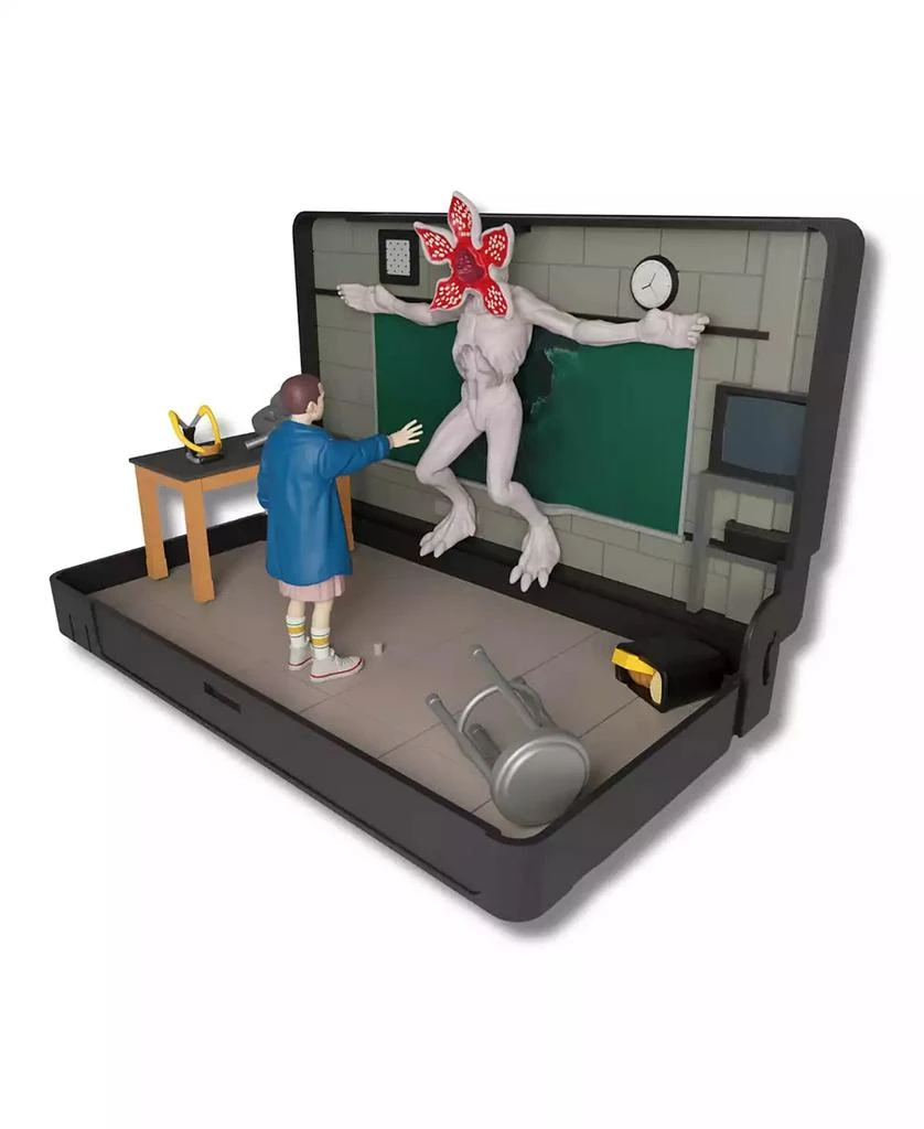 Wilder Toys Console Heroes VHS Stranger Things Eleven vs. Demogorgon Compact Playset 2