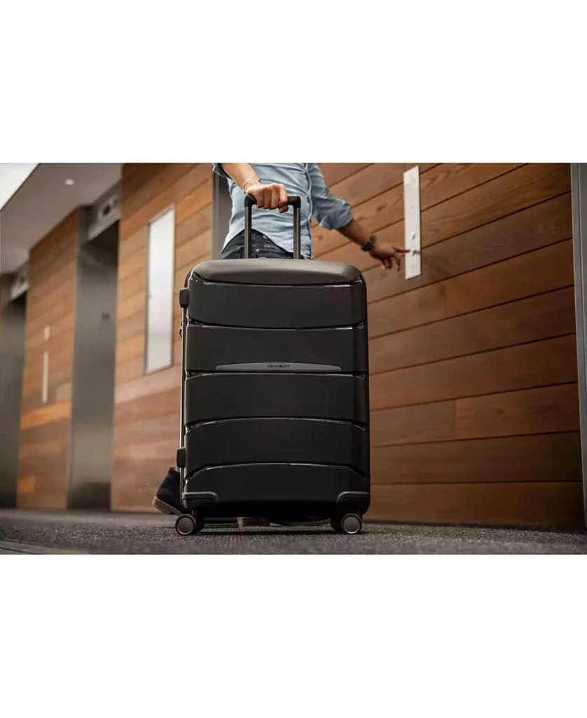 Samsonite Outline Pro 20" Hardside Carry-on Spinner 9