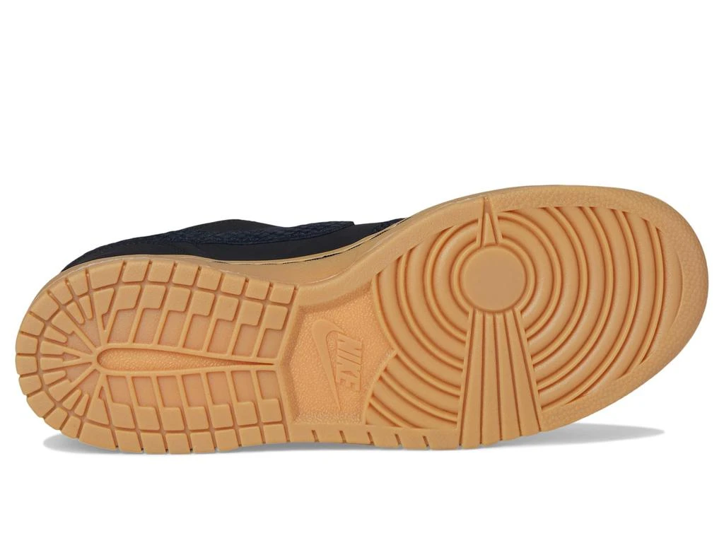 NIKE Big Low Lux 3