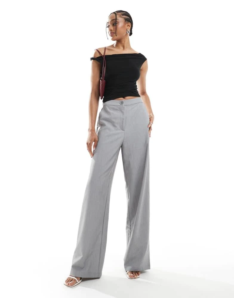 ASOS ASOS DESIGN Tall tailored relaxed straight leg trousers in grey