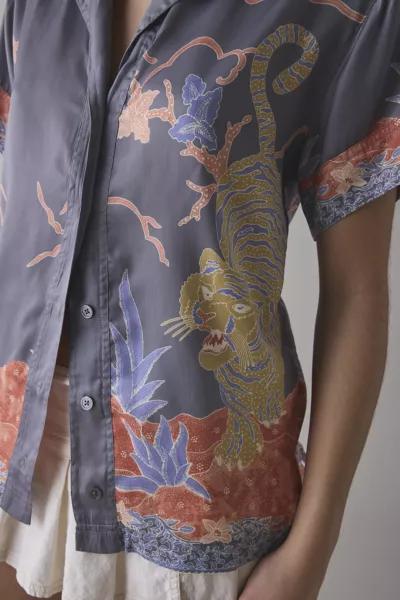 BDG BDG Asher Satin Printed Souvenir Short Sleeve Button-Down Shirt