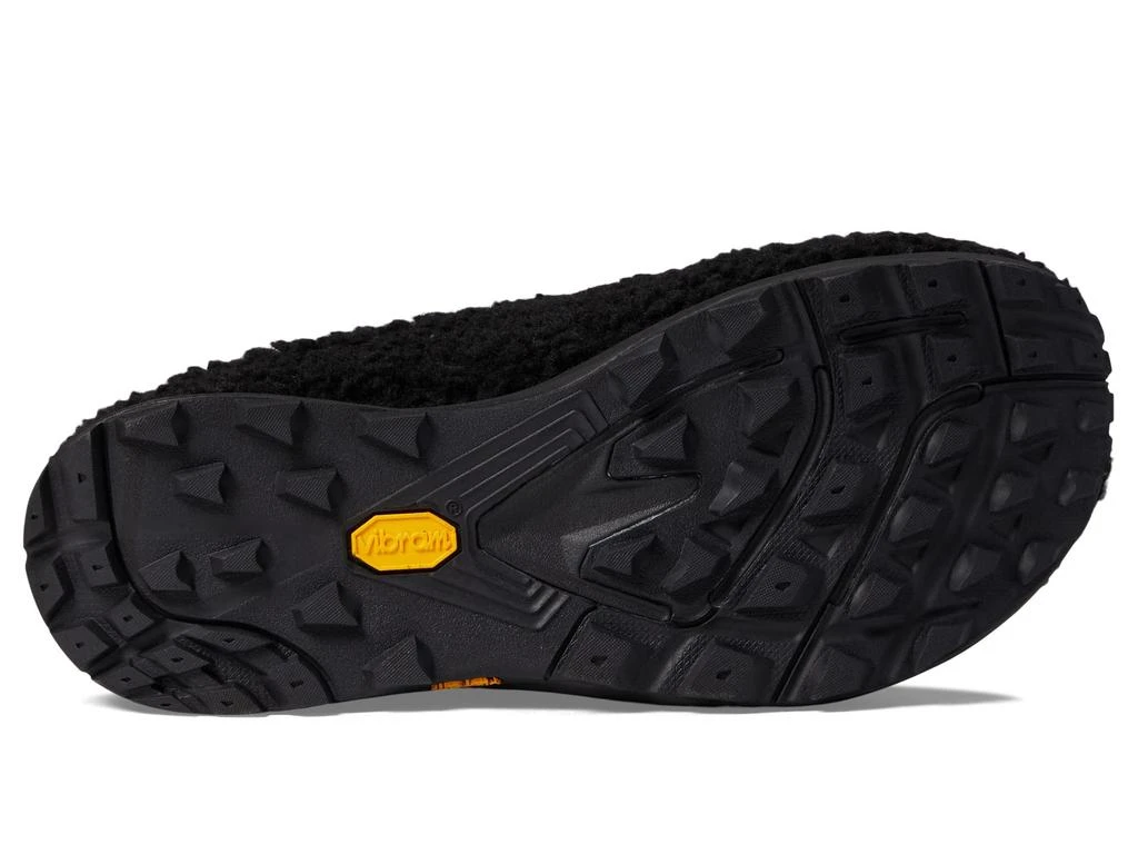 TOPO ATHLETIC Revive 3