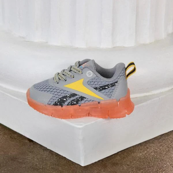 Reebok Reebok x Blippi Zig 'N' Glow Elastic Lace Shoes - Toddler 2