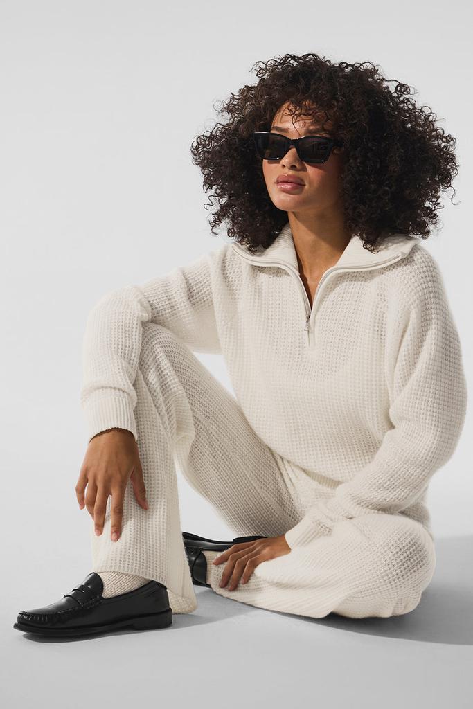 Alo Cashmere Plush Waffle 1/4 Zip Pullover - Ivory