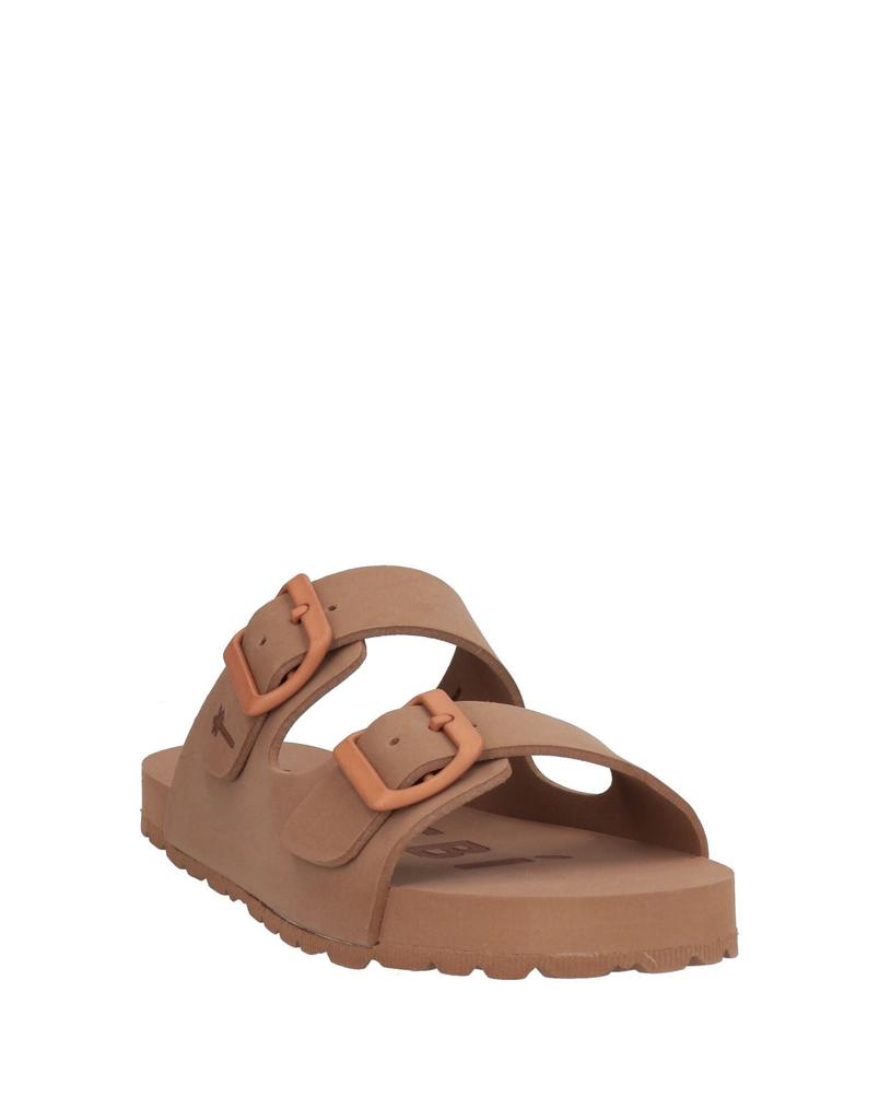MANEBÍ Sandals