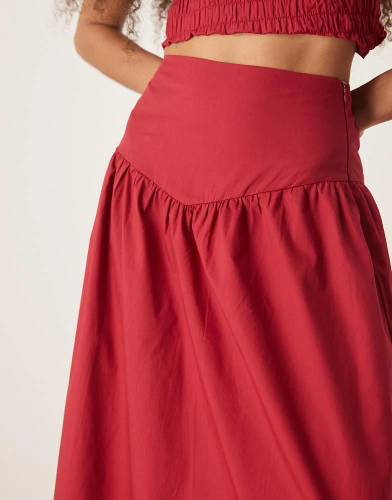 Glamorous Glamorous drop waist maxi skirt in deep red co-ord 2