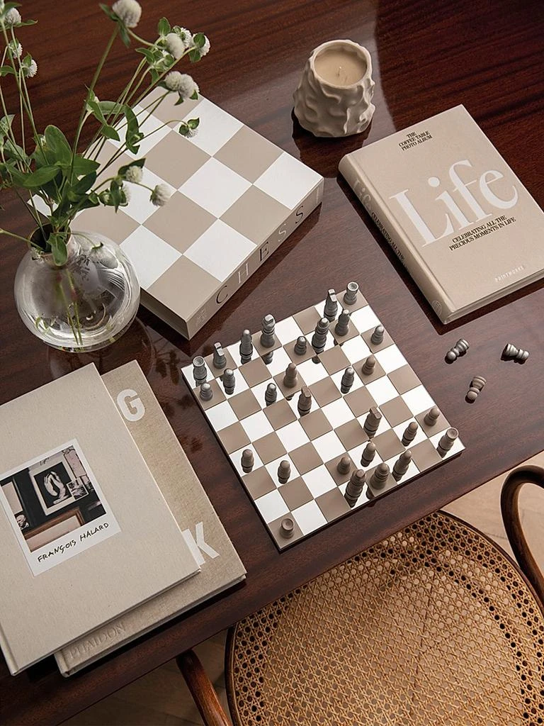 PRINTWORKS Classic Art Of Mirror Chess 4