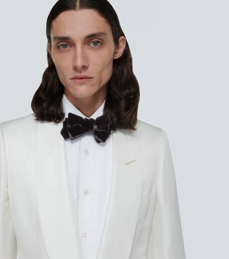 Tom Ford Velvet bow tie 2
