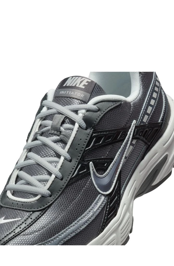 NIKE Initiator Running Shoe 9